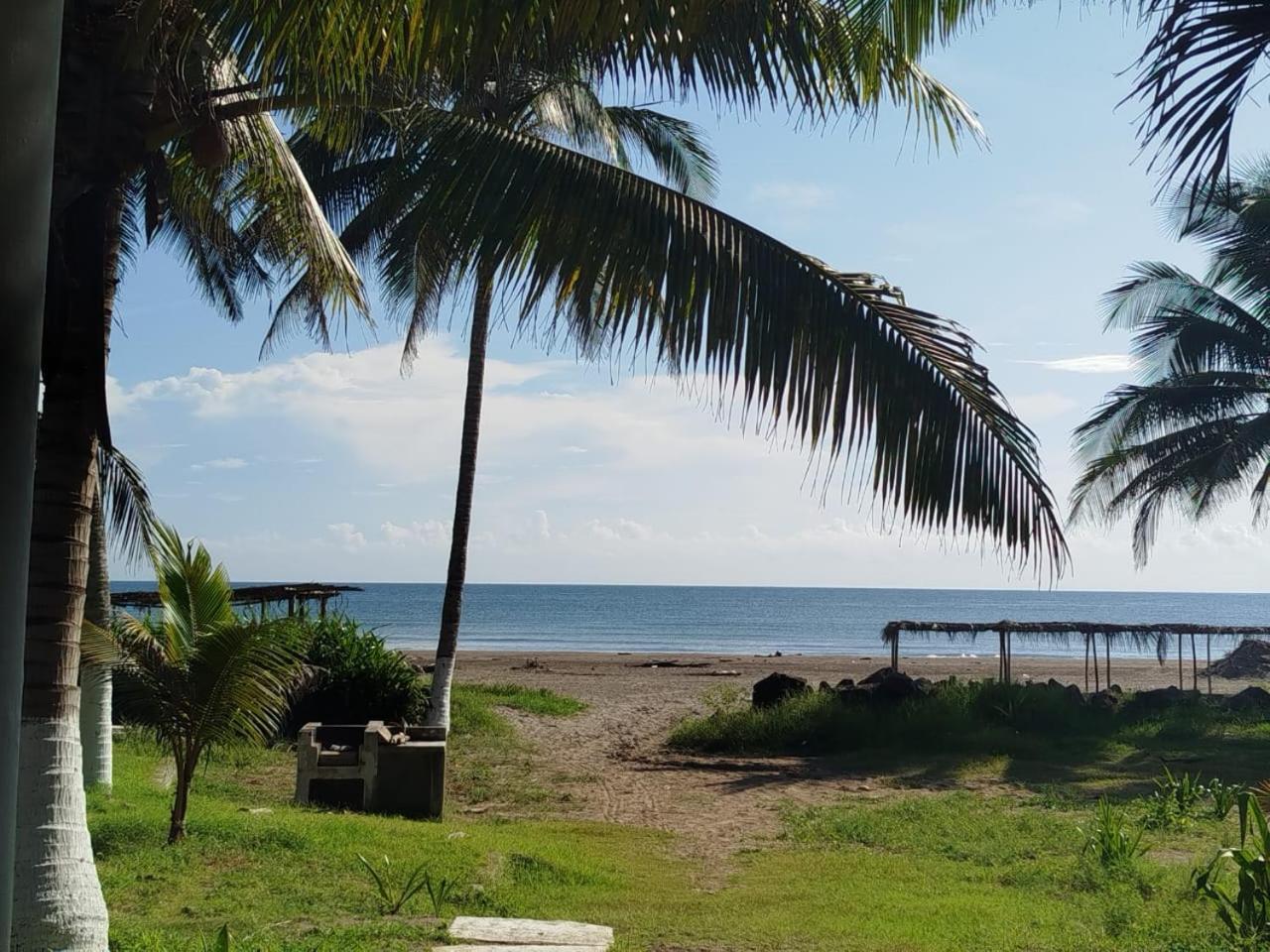 Playa Encantada 카시타스 외부 사진
